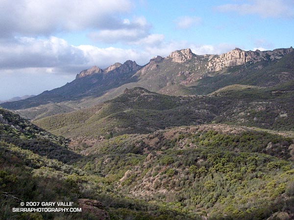 View of rock formations along the escarpment between Boney Mountain and Sandstone Peak