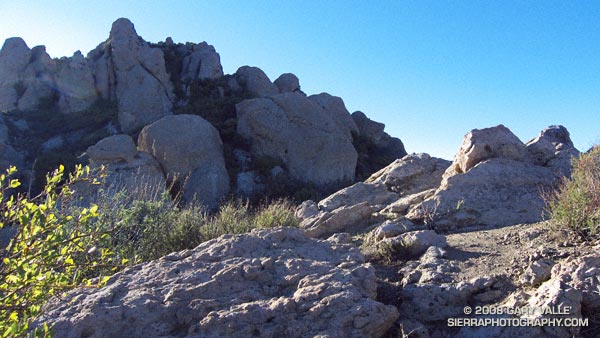 Part way up the western ridge route on Boney Mountain's north side.