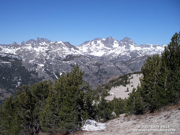 he Minarets, and Mts. Ritter and Banner from San Joaquin Ridge. May 21, 2007.