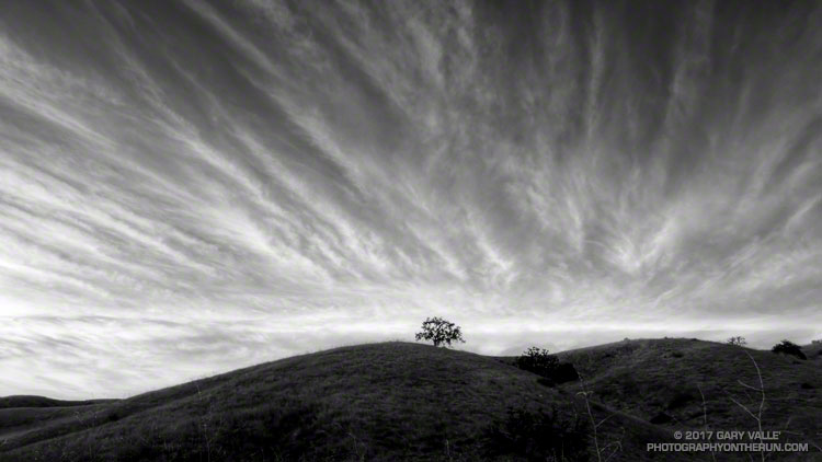 Cloud Streaks. Photography by Gary Valle'.