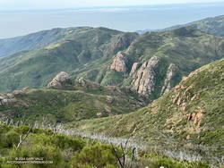 Rock formations near the Grotto from Triunfo Peak (thumbnail).