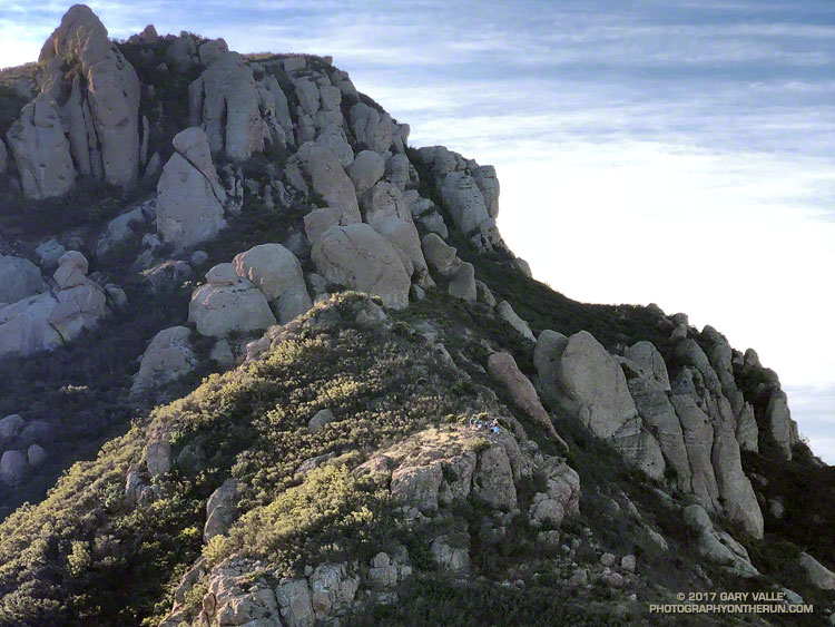 Closer look at the rock formations along the western ridge of Boney Mountain. Note the people partway up the ridge.