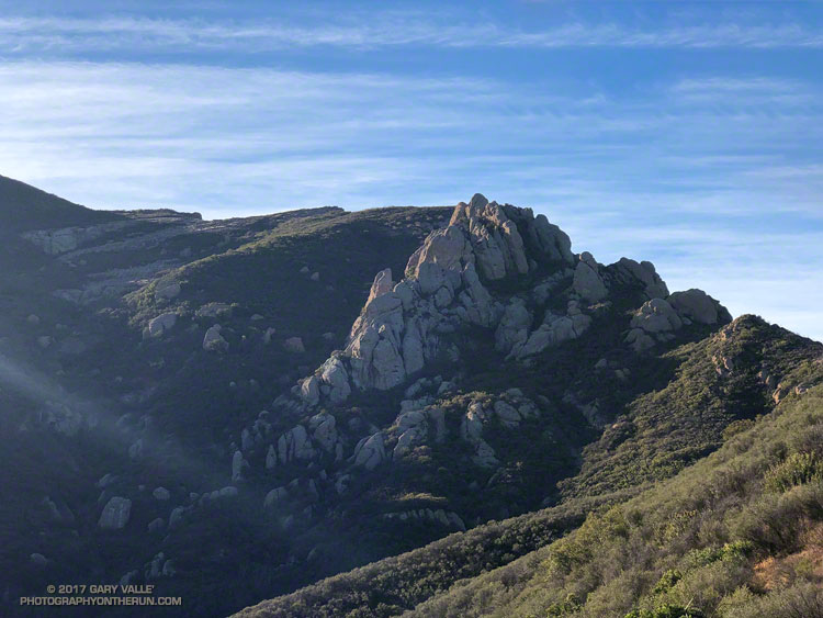 Crags along ridge formed by the western escarpment of Boney Mountain.